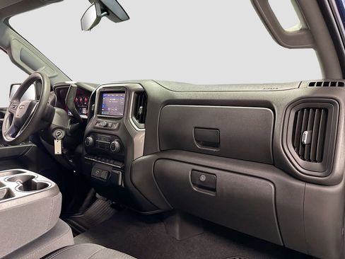 Used 2020 Chevrolet Silverado 1500 Custom w/ Custom Value Package image 29