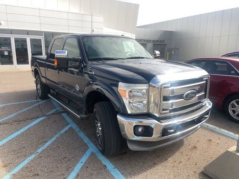Used 2015 Ford F250 Lariat w/ Lariat Ultimate Package image 2