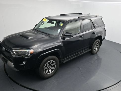 Used 2024 Toyota 4Runner TRD Off-Road AWD/4WD image 26