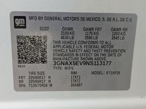 Certified 2022 Chevrolet Equinox LS w/ LPO, Floor Liner Package AWD/4WD image 51