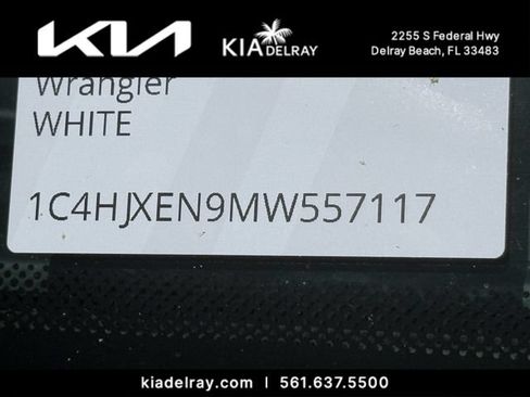 Used 2021 Jeep Wrangler Unlimited Sahara AWD/4WD image 10