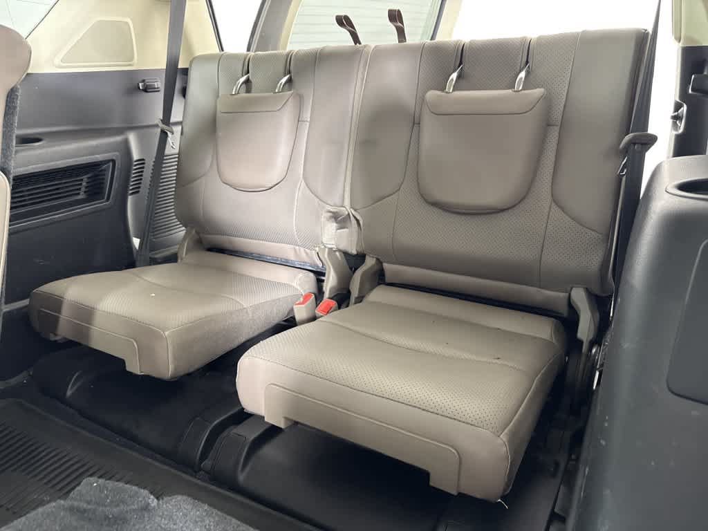 Used 2023 Lexus GX 460 Luxury w/ Sport Design Package AWD/4WD image 29
