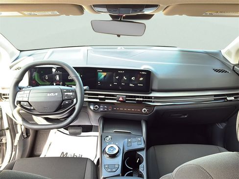 New 2026 Kia Sportage S image 18