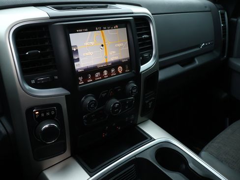 Used 2016 RAM 1500 Big Horn RWD image 17