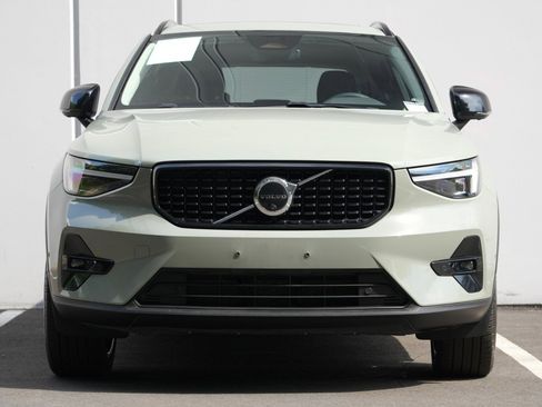 Used 2024 Volvo XC40 B5 Ultimate w/ Climate Package AWD/4WD image 7