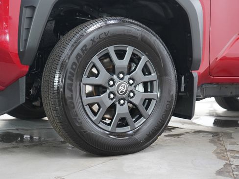 Used 2025 Toyota 4Runner SR5 image 27