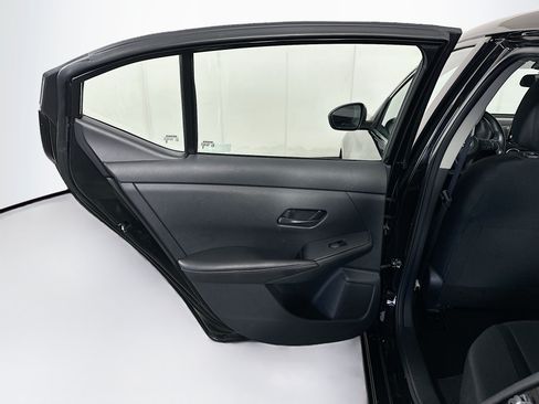 Used 2025 Nissan Sentra S FWD image 25