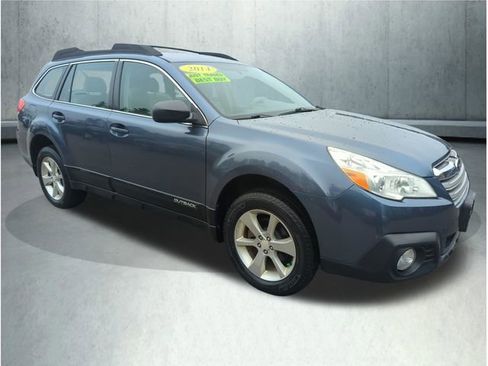 Used 2014 Subaru Outback 2.5i w/ Alloy Wheel Package AWD/4WD image 8