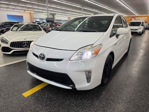 Used 2013 Toyota Prius Two FWD image 2