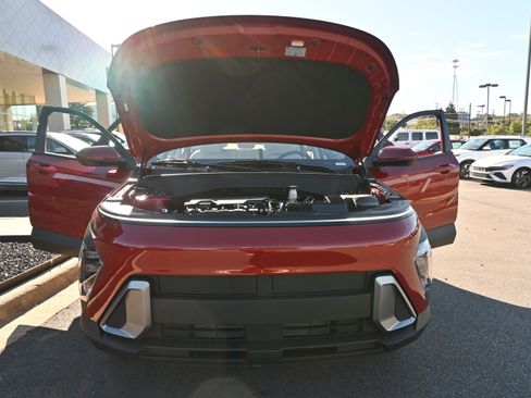 New 2026 Hyundai Kona SE image 11