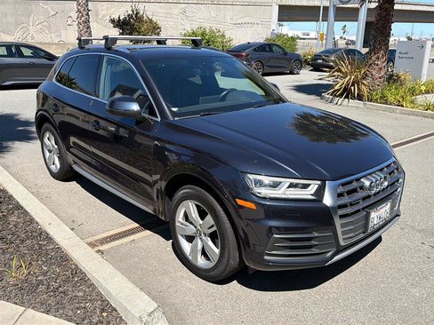 Used 2019 Audi Q5 2.0T Premium Plus w/ Premium Plus Package AWD/4WD image 4