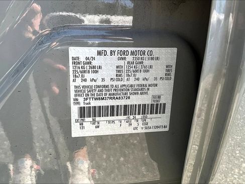 Used 2024 Ford Maverick Lariat w/ Black Appearance Package FWD image 18