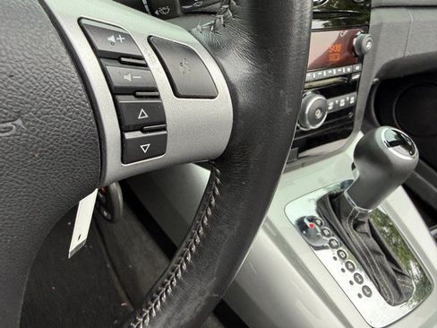 Used 2007 Saturn Sky w/ Premium Trim Pkg RWD image 22