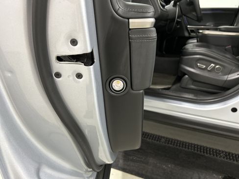Used 2024 Rivian R1S Adventure AWD/4WD image 31