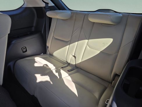 Used 2019 MAZDA CX-9 Touring w/ Touring Premium Package image 24