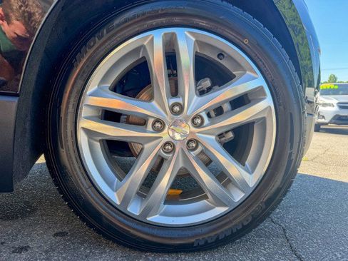 Used 2018 Chevrolet Equinox Premier FWD image 20