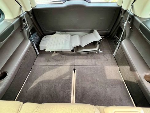 Used 2017 Mercedes-Benz GLS 450 4MATIC image 44