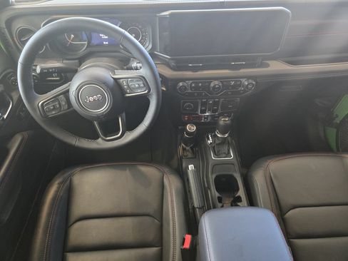New 2025 Jeep Wrangler Unlimited Rubicon w/ Safety Group AWD/4WD image 20