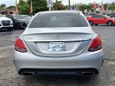Used 2018 Mercedes-Benz C 300 Sedan image 6