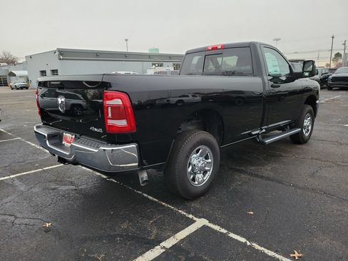 New 2024 RAM 2500 Tradesman w/ Safety Group AWD/4WD image 6