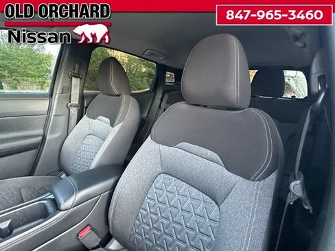 Used 2025 Nissan Kicks SV w/ Illumination Package AWD/4WD image 10