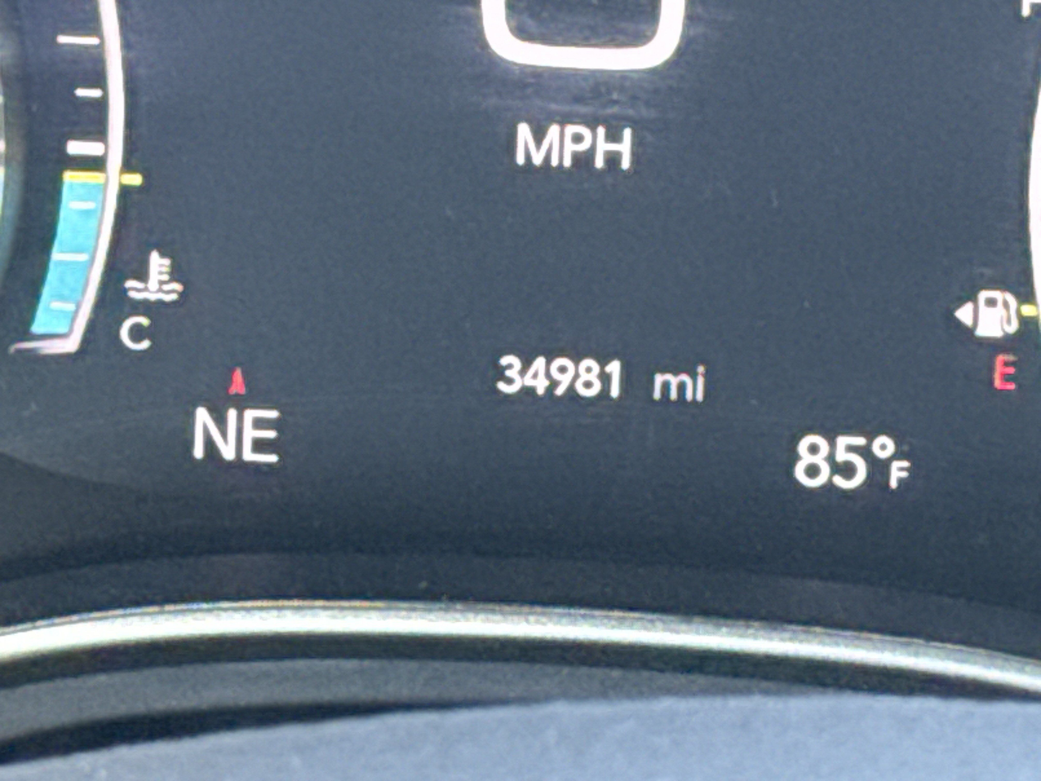 Used 2023 Chrysler Pacifica Touring-L w/ S Appearance Package FWD image 21