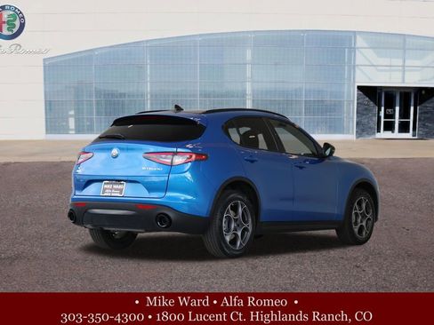 New 2025 Alfa Romeo Stelvio Sprint image 6