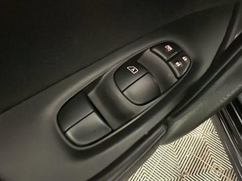 Used 2020 Nissan Rogue Sport S AWD/4WD image 10