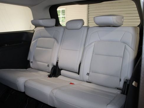 New 2026 Lincoln Navigator Premiere AWD/4WD image 27