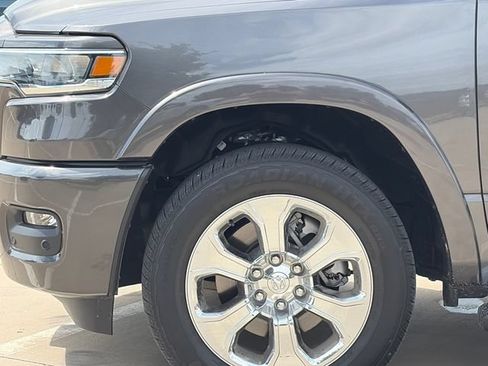 Used 2026 RAM 1500 Lone Star AWD/4WD image 5