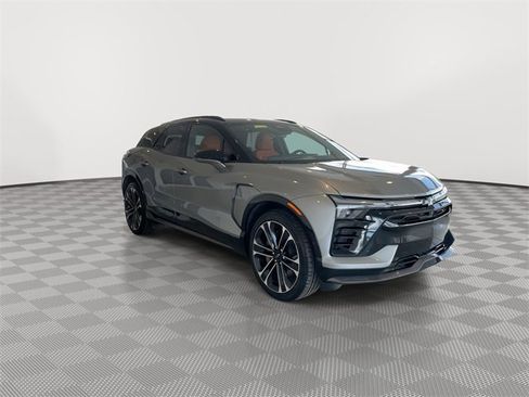 Used 2025 Chevrolet Blazer EV SS image 2