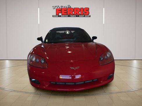 Used 2007 Chevrolet Corvette Convertible w/ Preferred Equipment Group RWD image 2