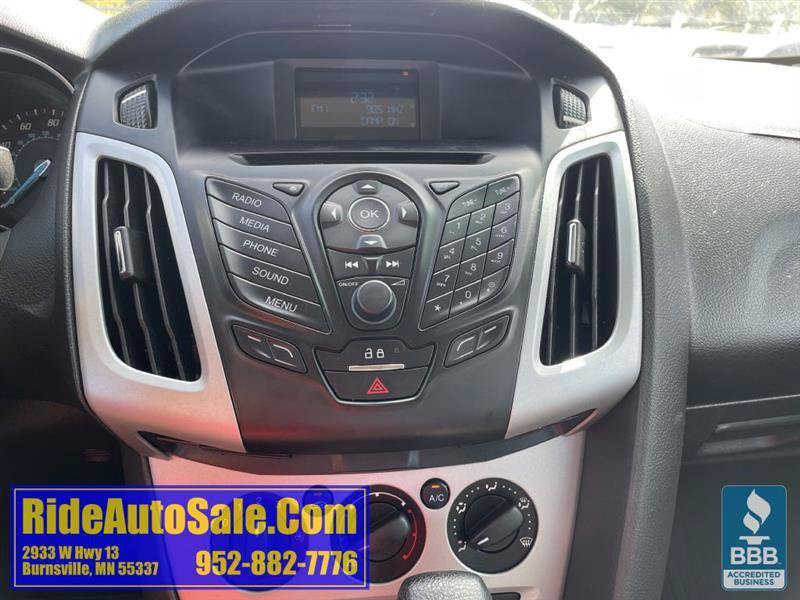 Used 2014 Ford Focus SE w/ SE Winter Package FWD image 20