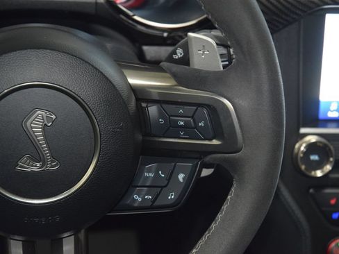 Used 2020 Ford Mustang Shelby GT500 w/ Technology Package RWD image 39