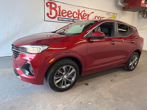 Used 2021 Buick Encore GX Select w/ Sport Touring Package AWD/4WD image 2