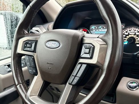 Used 2019 Ford F150 Limited image 16