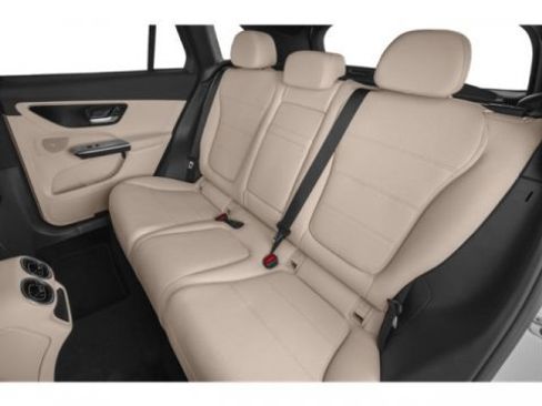 New 2027 Mercedes-Benz GLC 300 4MATIC image 12
