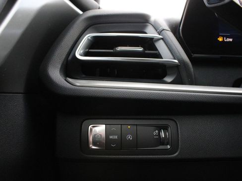 New 2026 Chevrolet Traverse LT w/ Driver Confidence Package FWD image 27