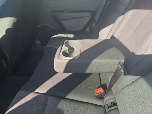 Used 2021 Nissan Rogue SV image 17