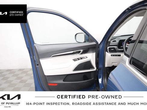 Certified 2024 Kia Telluride S w/ S Sunroof Package AWD/4WD image 10