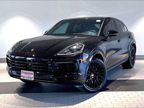 Used 2021 Porsche Cayenne E-Hybrid Coupe AWD/4WD image 1