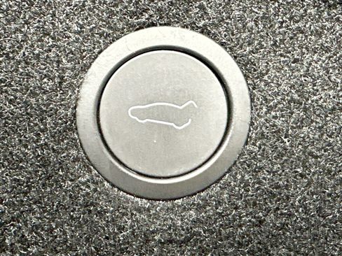 Used 2025 Tesla Model 3 Long Range RWD image 31