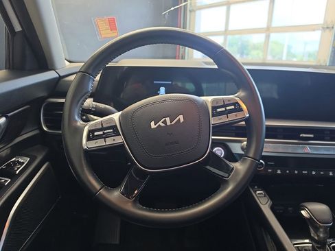 Certified 2024 Kia Telluride S FWD image 22