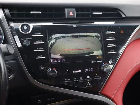 Used 2019 Toyota Camry XSE w/ Driver Assist Package FWD image 17