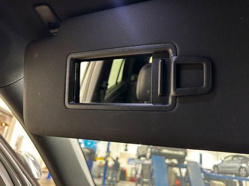 Used 2024 Volkswagen Atlas Cross Sport SE FWD image 6