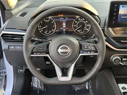 New 2025 Nissan Altima 2.5 SR w/ SR Premium Package image 19