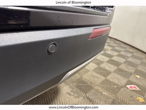 Used 2023 Ford Explorer XLT w/ Equipment Group 202A image 25