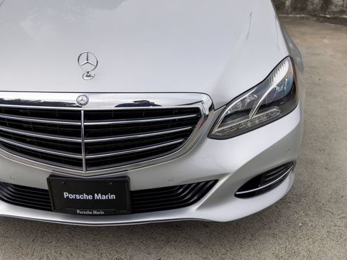 Used 2016 Mercedes-Benz E 350 4MATIC Wagon image 18