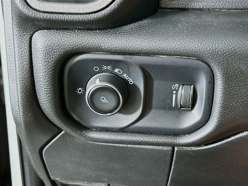Used 2022 RAM 2500 Tradesman AWD/4WD image 16