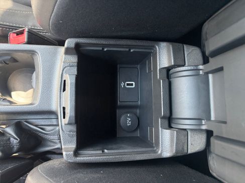 Used 2016 Ford Focus ST w/ Equipment Group 402A FWD image 21